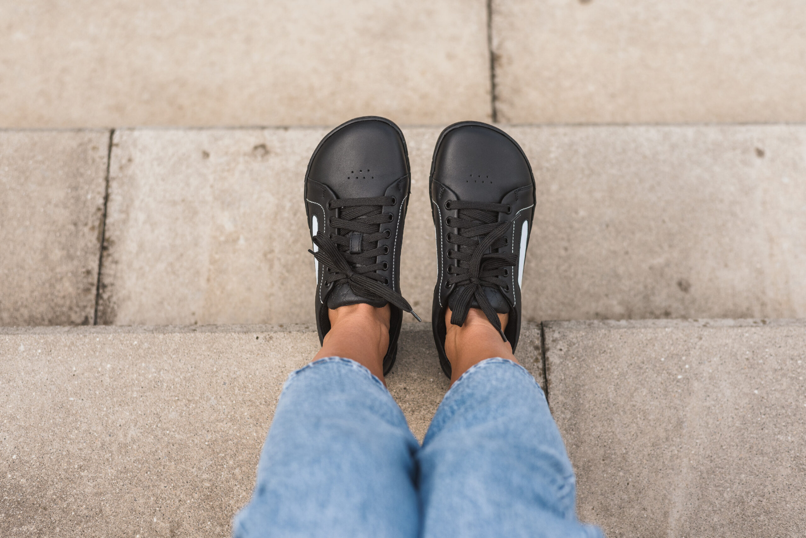 Barefoot sneakers Antal Aire black and white - Image 5