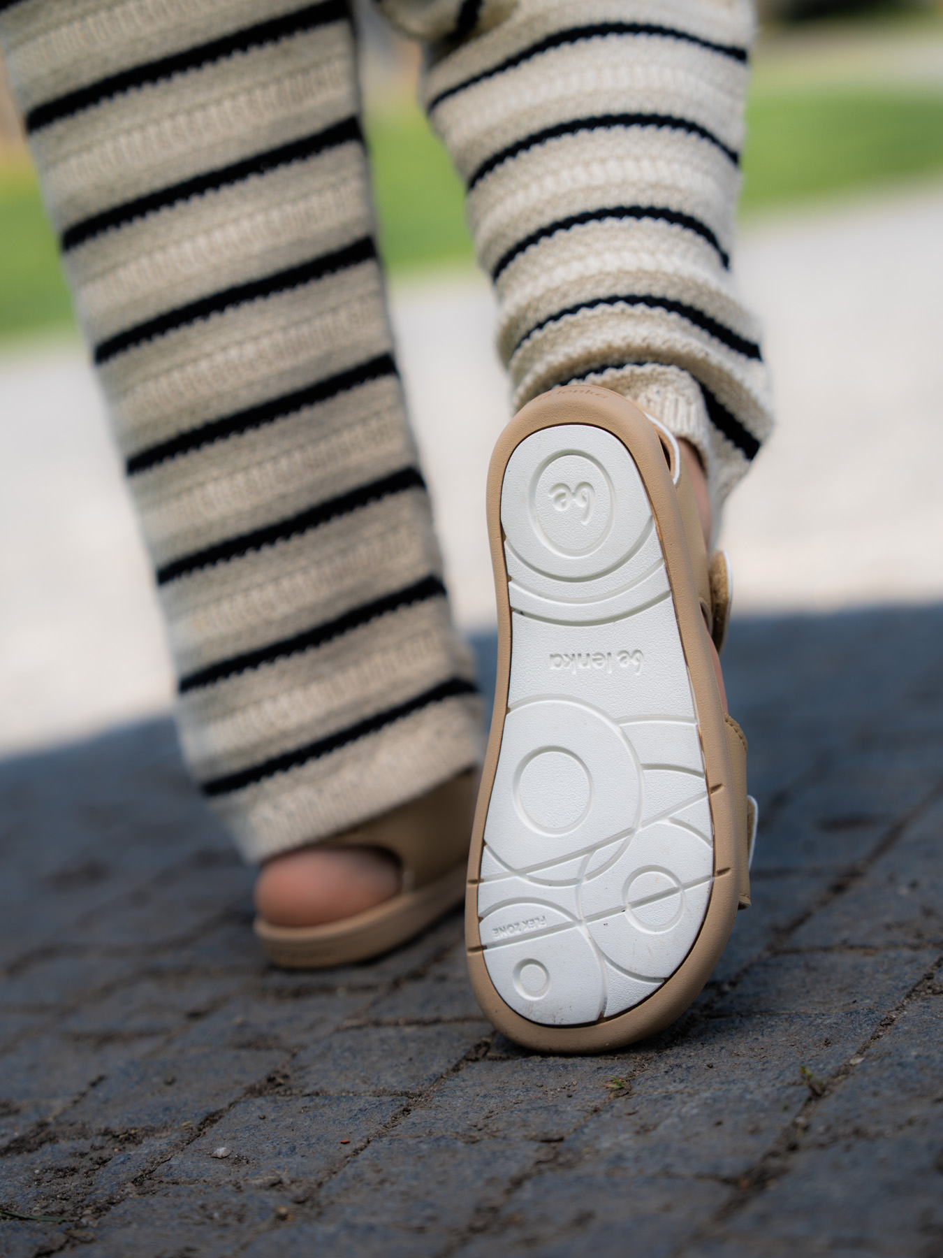 Kids barefoot sandals Be Lenka Miami Kids - Light Brown - Image 6